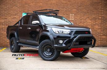 TOYOTA HILUX N80 4WD ZEPHYR MATTE BLACK